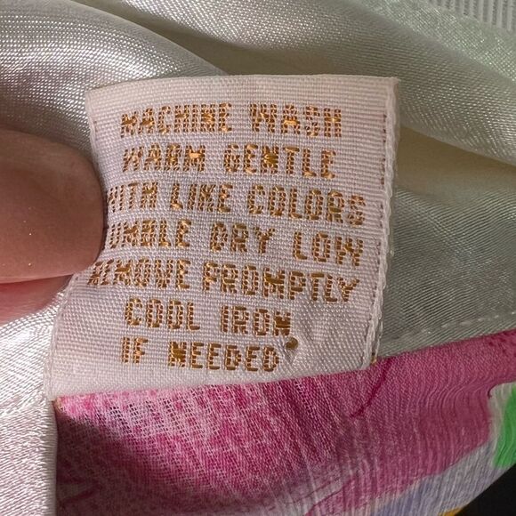 Vintage Victoria’s Secret satin and sheer wrap robe 🌺 excellent condition 🌺 - Picture 8 of 8